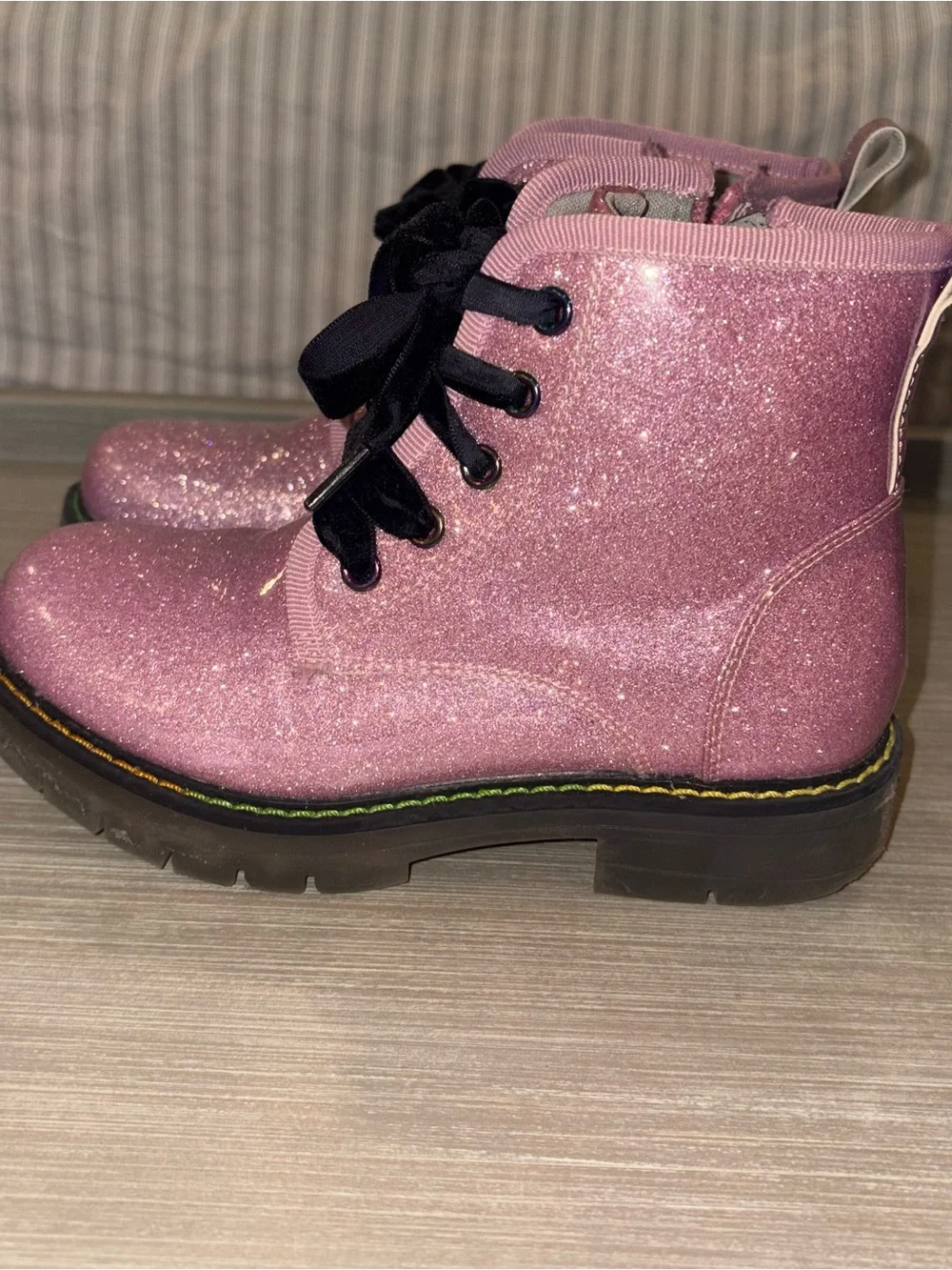 Dream Pairs brand dream